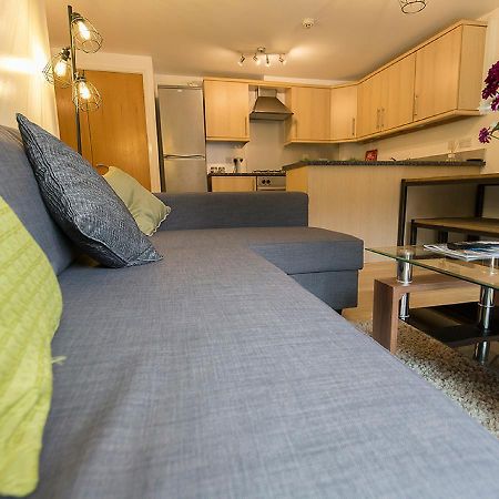 Raleigh Square - 2Br Ground-Floor Apartment In Nottingham Dış mekan fotoğraf